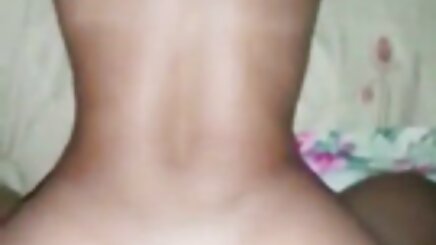 Seksi ve bir amatör çekim gizli kız