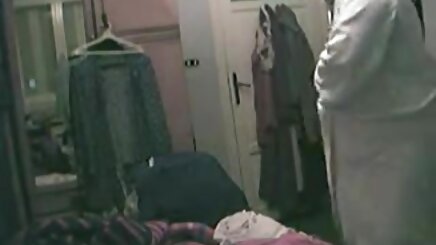 Busty Fransız amatör çekim sex 4 kişi iş bulmak için